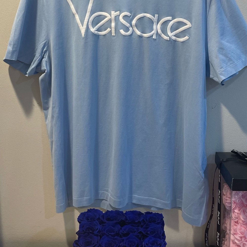 VERSACE T-Shirt - Picture 4 of 9